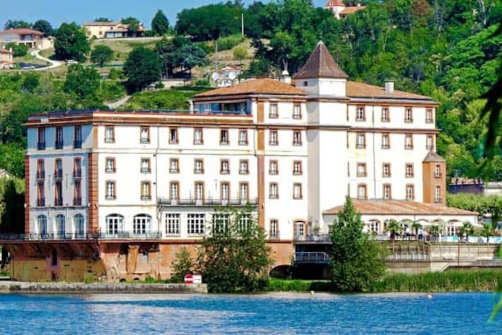 La Villa Des Muriers Tres Spacieuse Dans Un Environnement Calme Malause Экстерьер фото